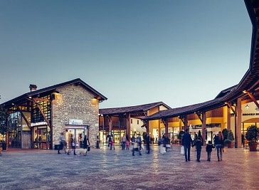 Franciacorta Outlet Village in Rodengo-Saiano